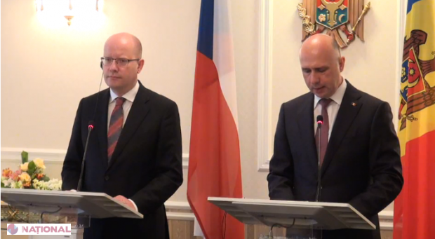 Premierul ceh, întrebat la Chișinău despre furtul MILIARDULUI din R. Moldova. Iată ce-a răspuns