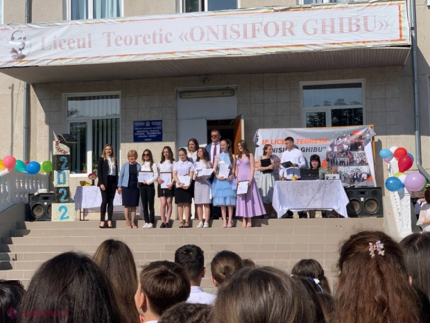 Premii de până la 3 000 de lei pentru elevii buni la învățătură din municipiul Orhei, din partea Fundației „Miron SHOR”