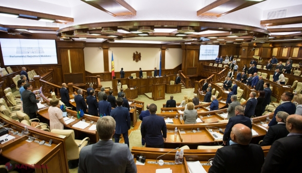 Voronin, către o colegă din Parlament: „Fa, frumoaso!”; Ghimpu: „N-ați dormit astă-noapte?”