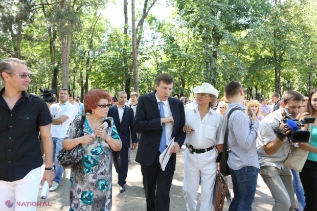 Îl vor PREȘEDINTE, dar Chirtoacă vrea să-i vadă la PUȘCĂRIE