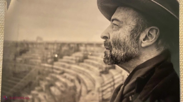 „Ucis de indiferență”. Un fotograf francez a murit după nouă ore în care a zăcut pe o stradă din Paris, fără ca trecătorii să-l ajute