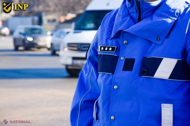 FOTO // Pe străzile din Chișinău, ca în Franța: Uniforme NOI pentru polițiștii de patrulare din R. Moldova
