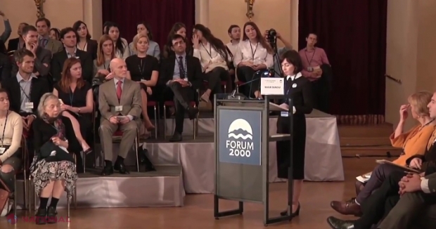 VIDEO // Maia Sandu a deschis conferința ANUALĂ de la „Praga Forum 2000”, vorbind despre FRAUDA bancară, statul capturat și REZISTENȚA împotriva reformării justiției