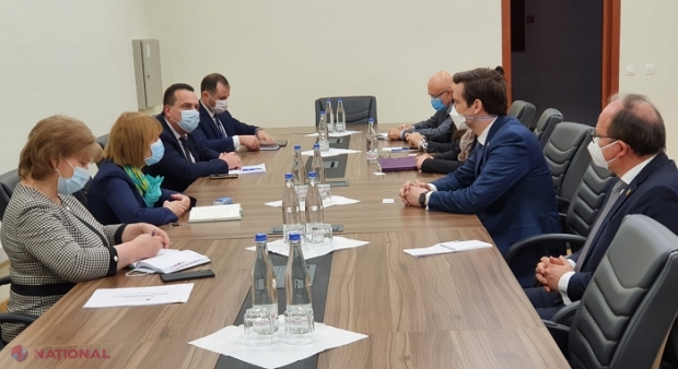 DECLARAȚIE // R. Moldova trebuie să parcurgă proceduri „destul de complicate” pentru a obține vaccin anti-COVID-19