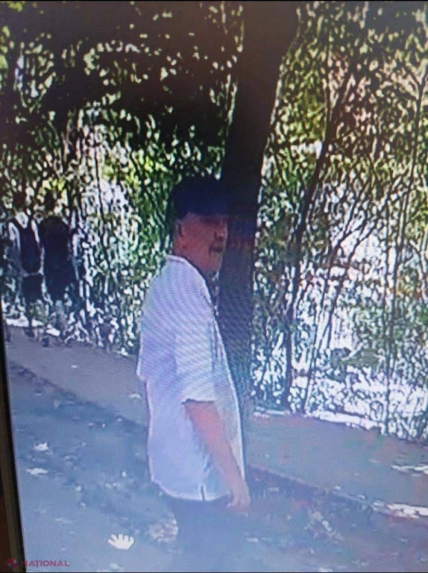 Insul care a supus o fetiţă unor acțiuni PERVERSE în scara unui bloc de locuit de la Buiucani, IDENTIFICAT: E din Chișinău şi are 64 de ani