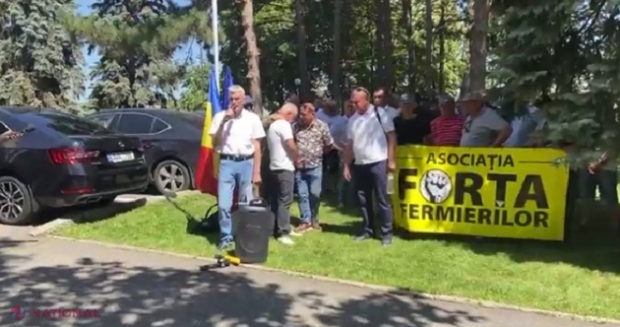 Agricultorii, nemulțumiți de deciziile Guvernului: „Decizia privind alocarea celor 200 de milioane de lei din Fondul de intervenții pentru compensații încă nu există și nu se cunoaște când ajunge motorina din România”