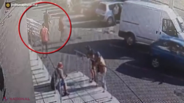 VIDEO // Momentul în care un tânăr urcă pe o trotinetă străină parcată în centrul Chișinăului și pleacă nestingherit: Insul a fost identificat