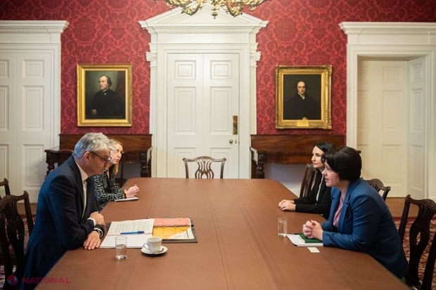 Premierul Natalia Gavrilița: R. Moldova ar putea colabora cu Marea Britanie în domeniul SECURITĂȚII, inclusiv pentru a recupera banii câștigați ilegal de către anumite personaje în R. Moldova, dar cheltuiți în alte state 
