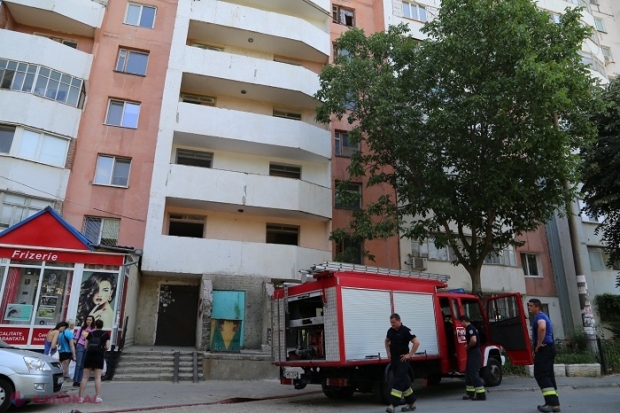 Au uitat mâncarea pe aragaz: Un apartament de la Botanica a luat foc