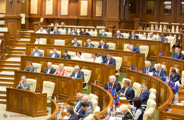 DECIS // Primarii vor putea numi și elibera din funcție viceprimarii, iar președinții de raioane vor fi aleși din rândul consilierilor