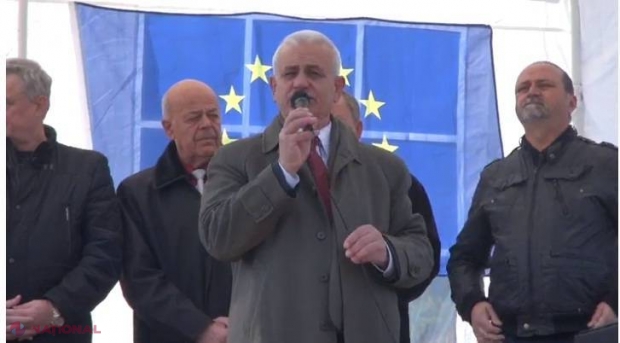 PROTEST în fața reședinței președintelui R. Moldova