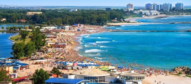 Sezon al REDUCERILOR, pe litoralul românesc: Cât a ajuns să coste cazarea la hotel