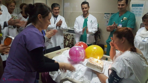 FOTO // Femeia care a învins moartea! Gest EMOȚIONANT al medicilor de la Spitalul Nr.1 din Chișinău