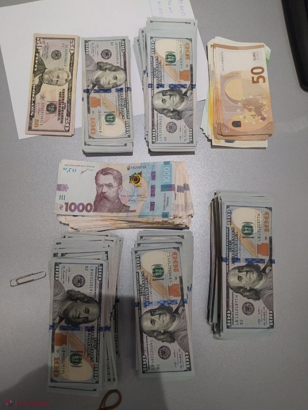 Doi soți din Ucraina intenționau să zboare de la Chișinău în Israel, via Polonia, cu sume mari de bani pe care nu le-au declarat vameșilor