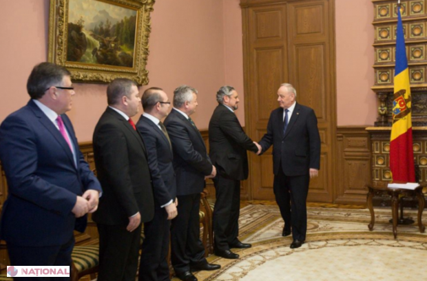 Opt ambasadori noi! Nicolae Timofti a semnat decretele