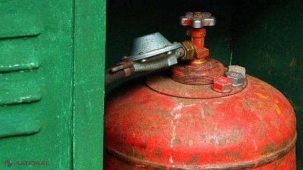 Explozie la Cărpineni: O butelie de gaz a devastat o gospodărie ieri-noapte