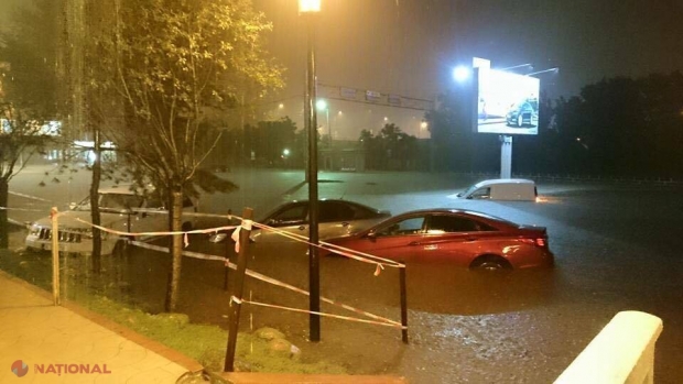 Ploaia de ieri-seară a făcut PRĂPĂD în capitală și în alte localități din R. Moldova