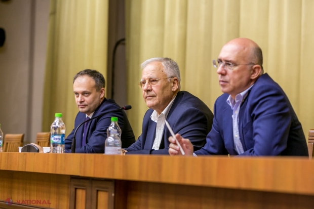 Democrații își AMÂNĂ congresul: Noul președinte al partidului va fi ales în septembrie