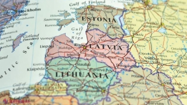 Ţările baltice se decuplează sâmbătă de la reţeaua electrică a Rusiei și se cuplează la cea europeană; Un ceas digital instalat la Vilnius numără orele care separă integrarea deplină a ţărilor baltice în reţeaua electrică europeană 