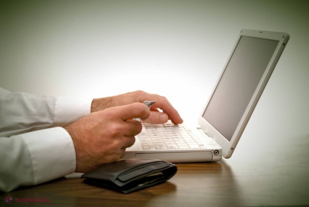 Fără cozi interminabile la plata facturilor? Ce instituții îți oferă șansa să le achiți online