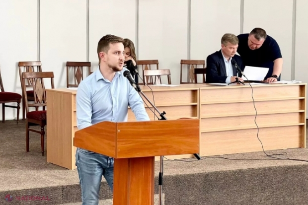 Primăria Chișinău, acuzată că repară curțile din capitală „pe criterii politice”
