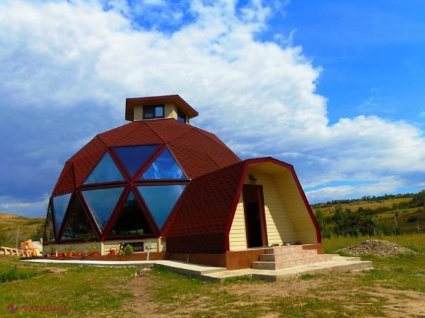 FOTO Proiect INEDIT: Casă, gata într-o LUNĂ și cu cheltuieli MINIME la căldură