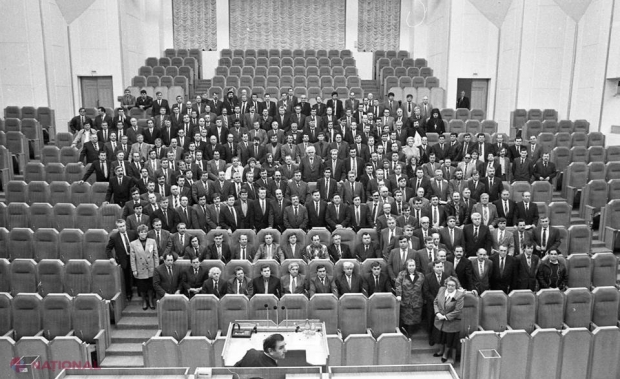 APEL // Deputații din primul Parlament al R. Moldova îi îndeamnă pe actualii legislatori „să depășească abordările sterile” și să constituie o majoritate parlamentară proeuropeană