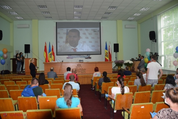 FOTO // Alte 40 de familii din Orhei au beneficiat de indemnizații de 7 000 și 10 000 de lei la inițiativa lui Ilan Șor: „Mii de familii au beneficiat de indemnizații în cadrul acestui program”