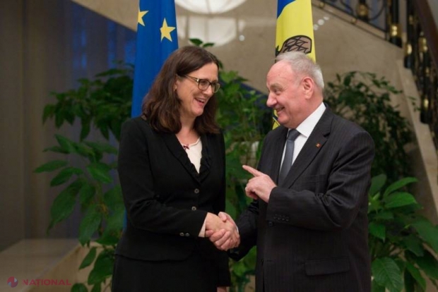 Comisar european: „Cunoaștem situația politică fragilă din Republica Moldova”