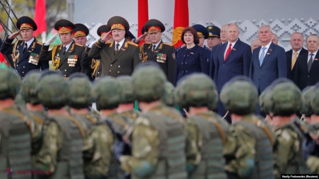 Armata din Belarus în ALERTĂ maximă. Unități militare comasate la graniță