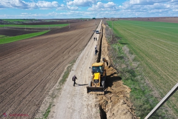 Apeductul magistral care va alimenta cu apă potabilă locuitorii a 14 localități din raionul Leova prinde contur: Încă 2,3 km de rețea, construiți în ultimele două săptămâni săptămâni