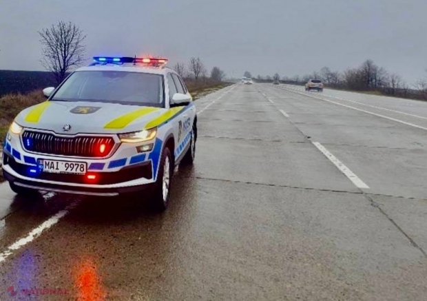 VIDEO // Fără permis de conducere și BEAT criță la volan. Un tânăr de 22 de ani a fost împiedicat de polițiști să provoace o tragedie la Văsieni