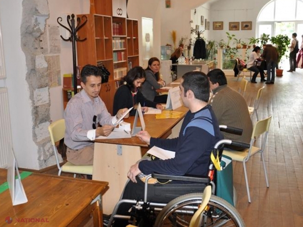 DECIS // Subvenții de la stat pentru agenții economici care vor angaja săraci sau persoane cu dizabilități