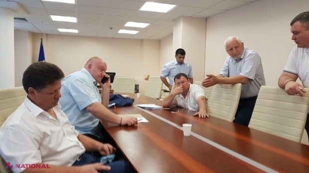 Socialiștii grăbesc scoaterea din joc a „dispărutului” Ștefan Gațcan. Comisia juridică, unde PSRM – PD dețin majoritatea, a aprobat cererea de demisie a deputatului Gațcan, care a fost prezentată ieri de Furculiță