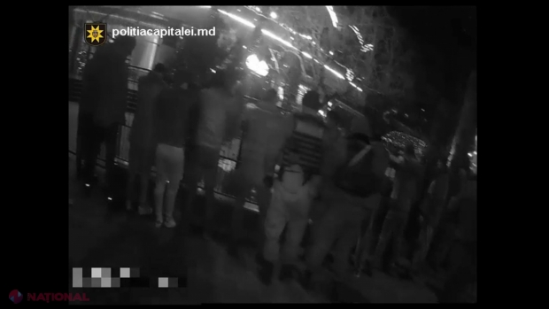 VIDEO // BĂTAIE în fața unui supermarket din sectorul Buiucani: Șase tineri au ajuns la Poliție