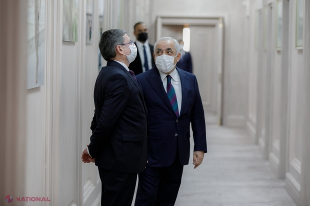 Chișinăul caută INSISTENT surse alternative de gaze, pentru ca R. Moldova să scape de dependența față de „Gazprom”. Igor Grosu și Andrei Spînu vor să aducă gaze din Azerbaidjan prin CORIDORUL sudic, cu ocolirea Rusiei și Ucrainei