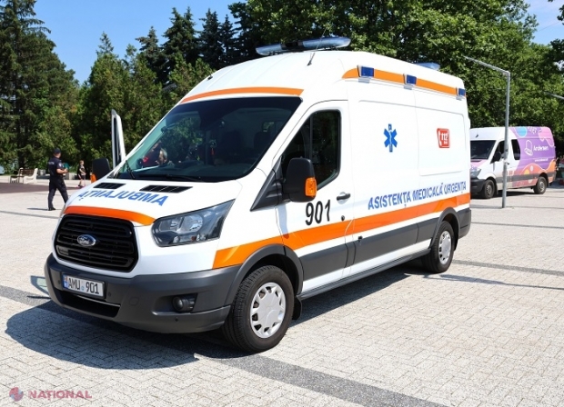 Medici de pe ambulanță din Călărași, bătuți cu cruzime de un pacient și amicul său de pahar. Șoferul a fost lovit la cap și aruncat într-un șanț