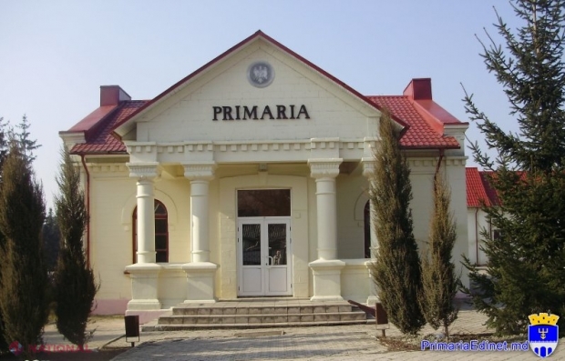 O primărie din România donează două stații electrice orașului Edineț din R. Moldova