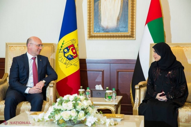 Ce caută premierul Filip în Emiratele Arabe Unite? Răspunsul unui jurnalist