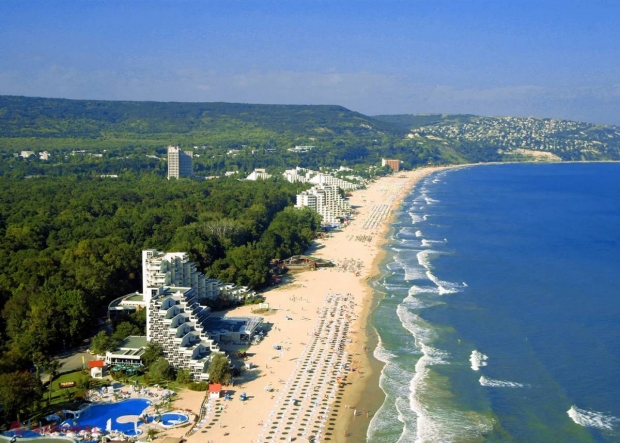 STATISTICĂ // Câți moldoveni au plecat la odihnă în străinătate și ce destinații au ales