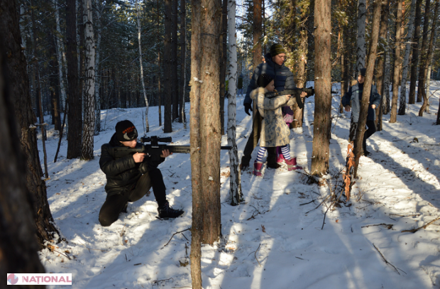 Un ziar din Rusia se întreabă: De ce Biserica Ortodoxă Rusă le dă copiilor arme de foc?