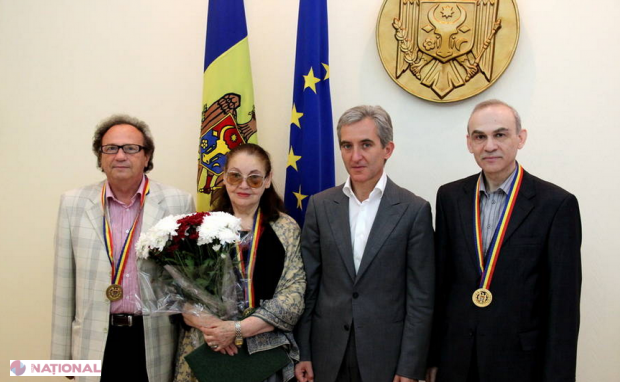 Și-au luat medalia de laureat al Premiului Naţional după 16 ani