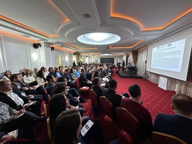 Sute de funcționari publici din R. Moldova, implicați în procesul de armonizare a legislației naționale la cea europeană, instruiți de experți internaționali