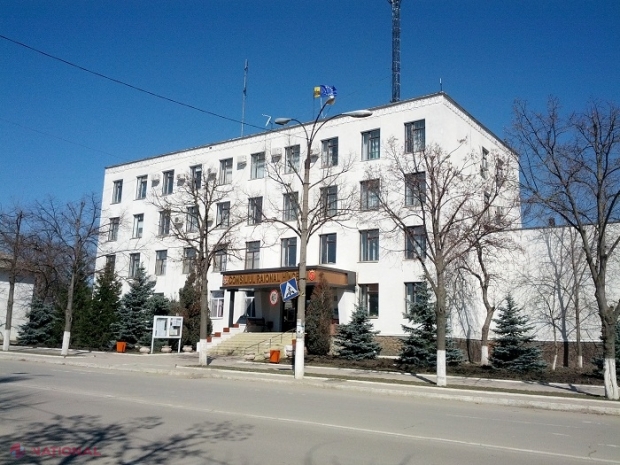 R. Moldova, în ROȘU cu ALBASTRU: Colaborarea dintre PSRM și PD la nivel central le-a asigurat acestor partide CONDUCEREA majorității raioanelor - 18 de la PSRM și 10 de la PD