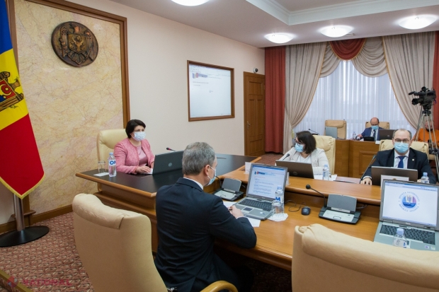 Guvernul este îndemnat să nu prelungească regimul „excesiv de liberalizat” de trecere a hotarului cu Ucraina pe segmentul transnistrean: „Inițiativa poate fi catalogată drept o continuare a politicii de susținere a regimului SEPARATIST”