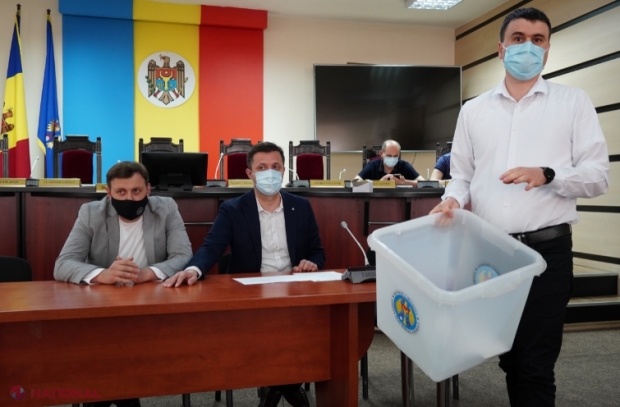 Partidele cu nr. 12, 13 și 14 în buletinele de vot la alegerile parlamentare din 11 iulie