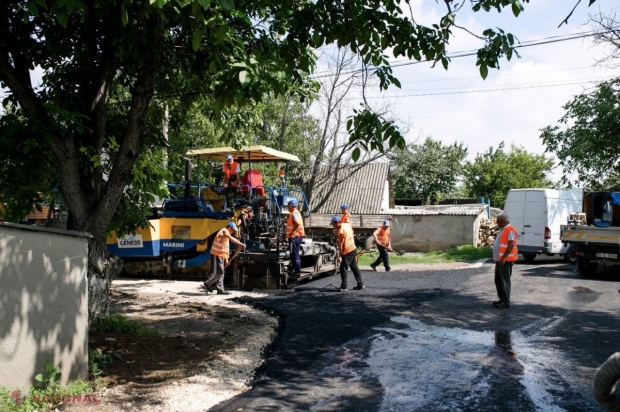 FOTO // Marina Tauber a dat startul lucrărilor de reparație a drumurilor în Jora de Sus
