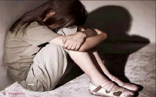 Fetiță de 12 ani, VIOLATĂ de doi indivizi pe care i-a cunoscut pe INTERNET
