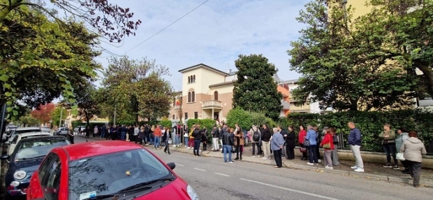 IMPORTANT pentru DIASPORĂ! Mai multe secții electorale și-au schimbat adresele: Unde vor putea vota cetățenii R. Moldova de peste hotare pe 3 noiembrie, în cel de-al doilea tur al alegerilor prezidențiale