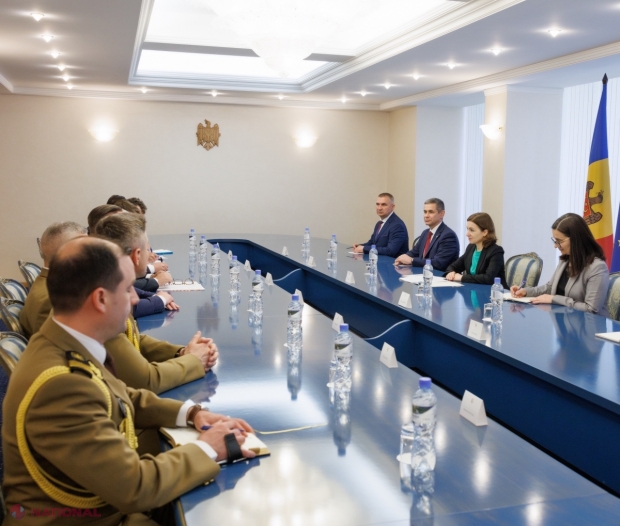 Maia Sandu și Igor Grosu, recunoscători României pentru contribuția la consolidarea capacităților de apărare și securitate. Spicherul admite că pericolele de securitate ar putea să crească în ajunul reuniunii Comunității Politice Europene